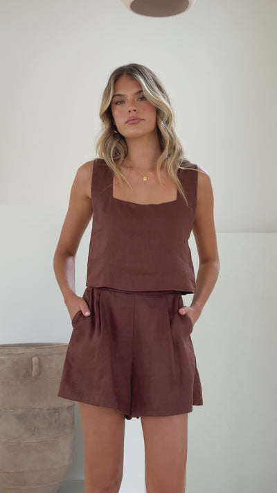 Load and play video in Gallery viewer, Tillie Crop Top - Brown - Billy J
