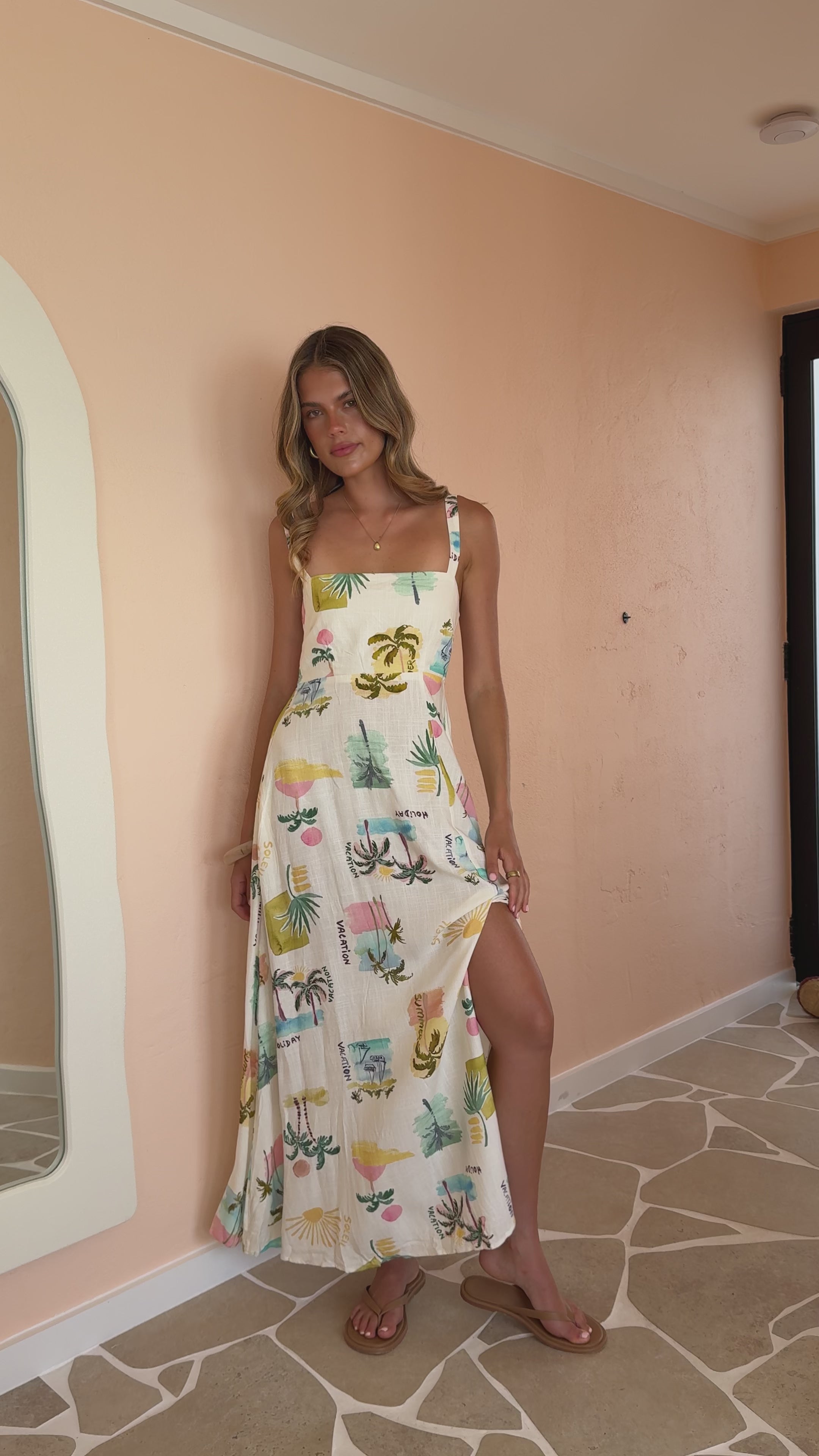 Load video: Maili Maxi Dress - Helia Print - Billy J
