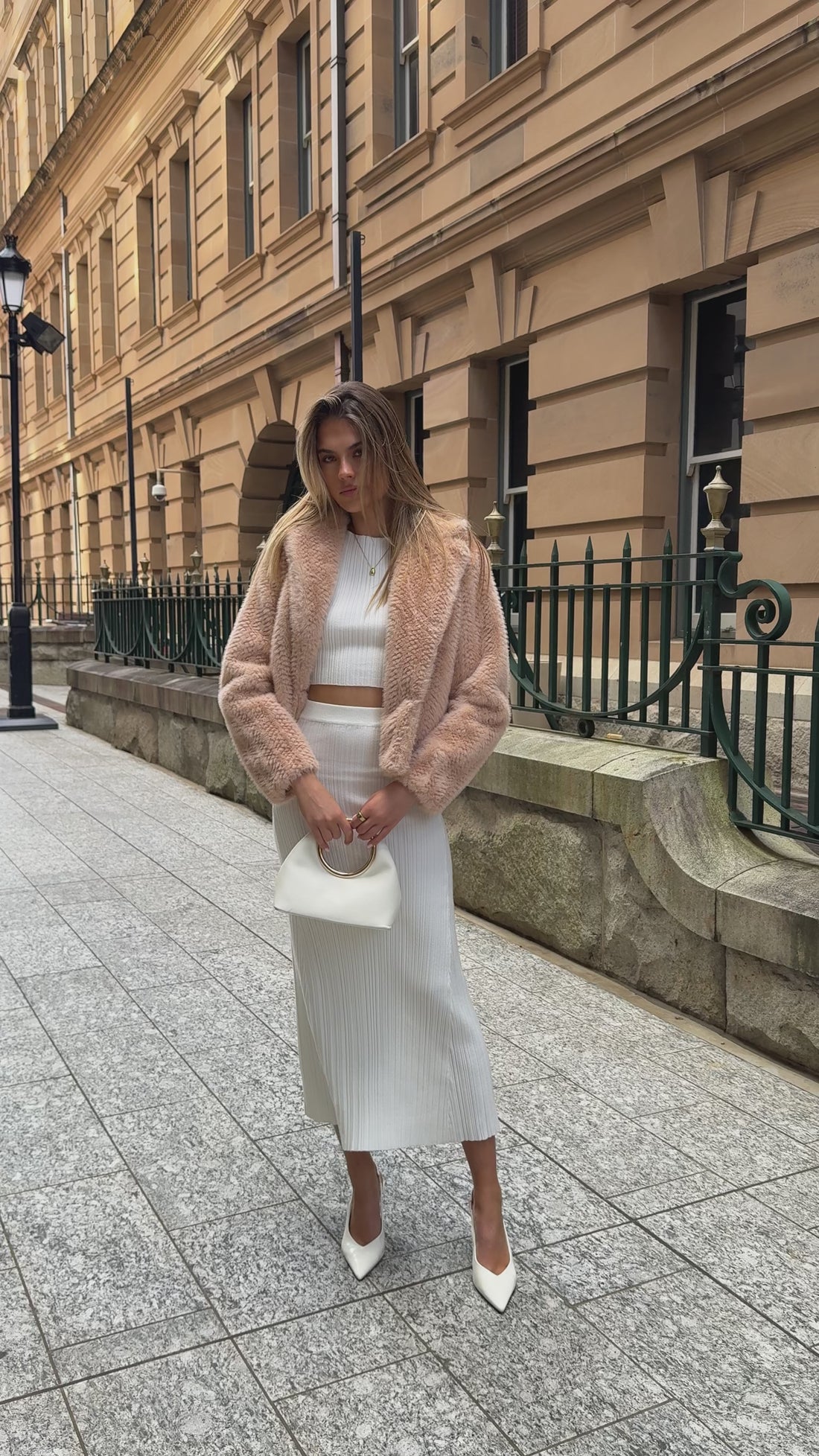 Kristin Crop Jacket - Oat - Billy J