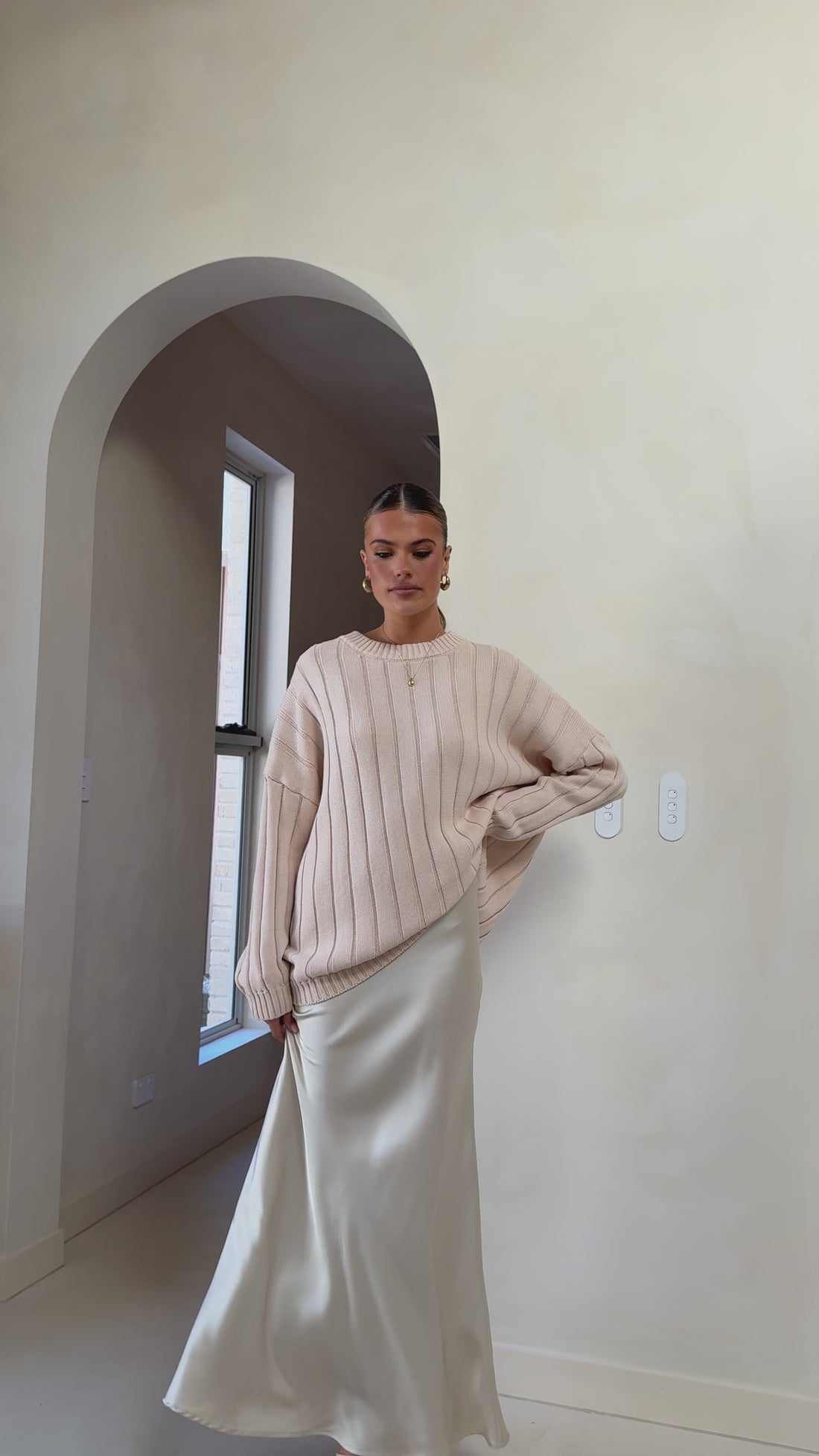 Naiva Oversized Knit - Cream - Billy J
