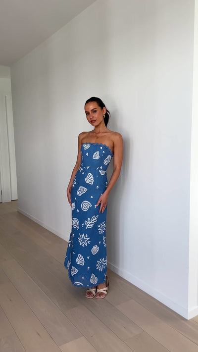 Load and play video in Gallery viewer, Palta Maxi Dress - Blue Print - Billy J
