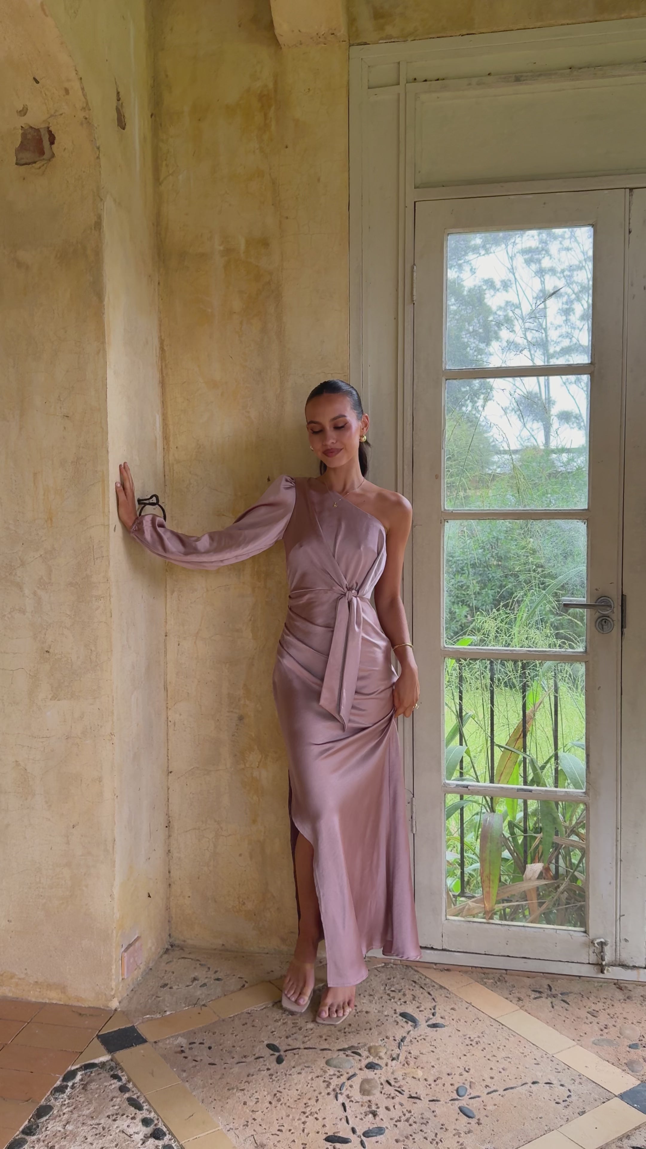 Load video: Eden One Shoulder Tie Front Maxi Dress - Dusty Pink - Billy J