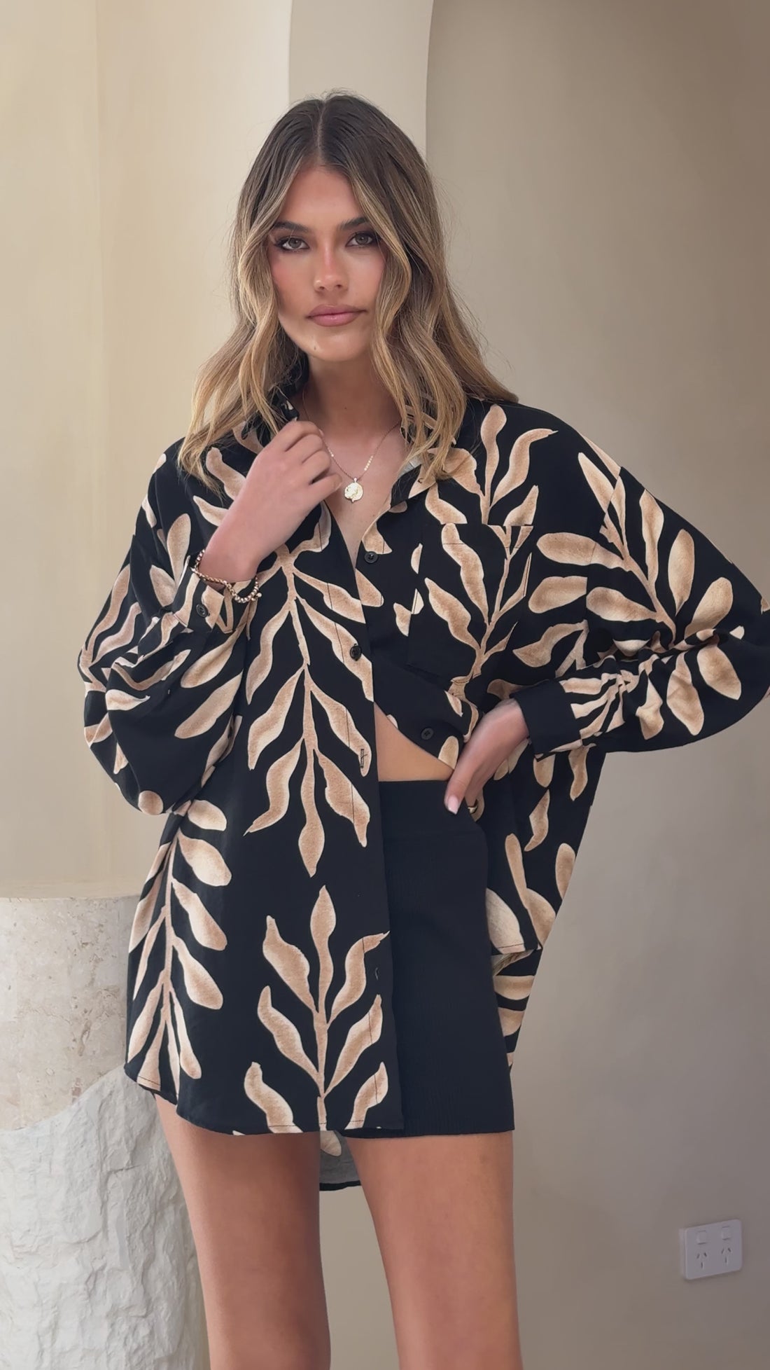 Koa Button Up Top - Black/Tan Print - Billy J