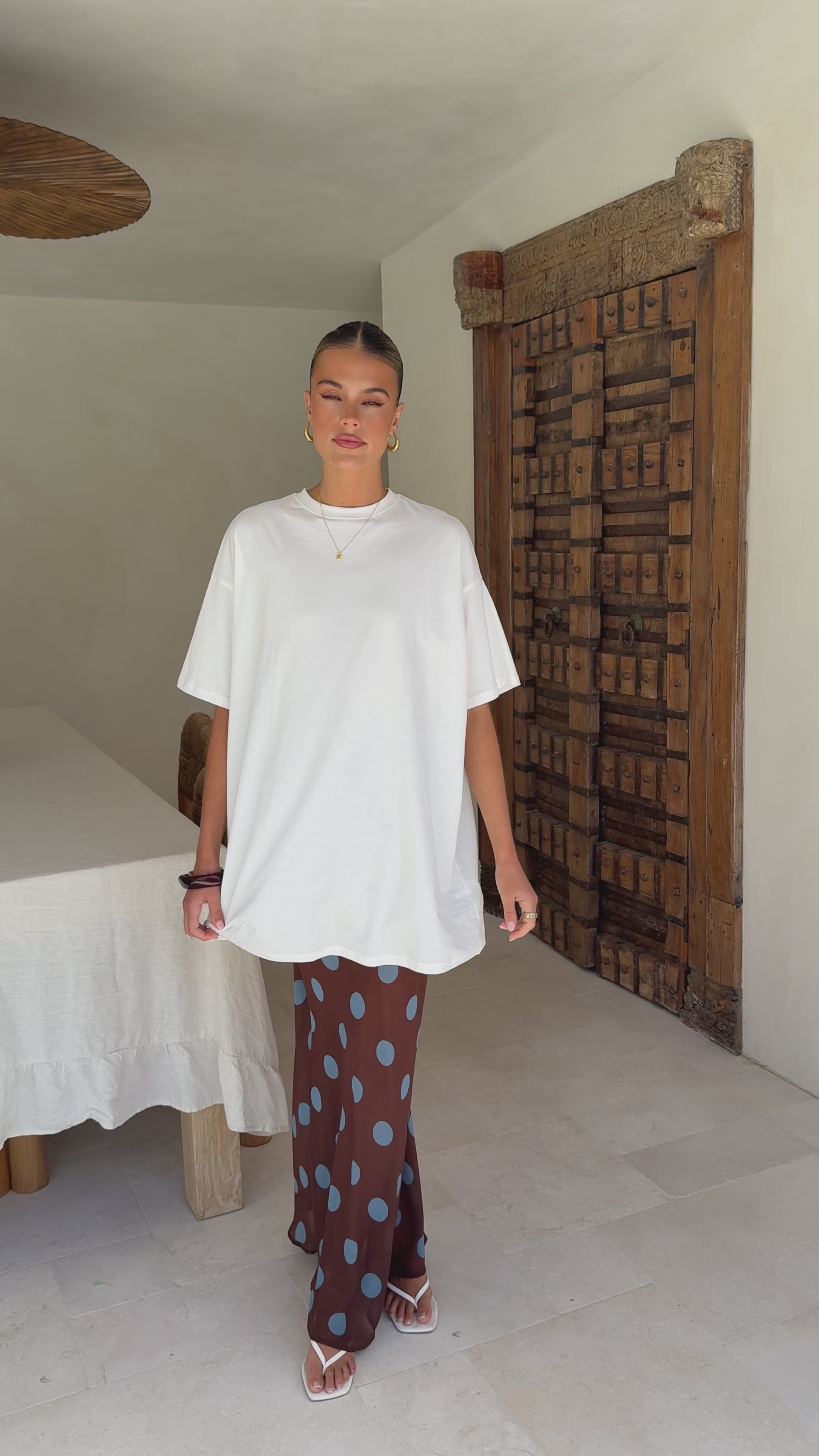 Load video: Yumi Oversized Tee and Sheer Skirt Set - White/Brown/Blue Polka - Billy J