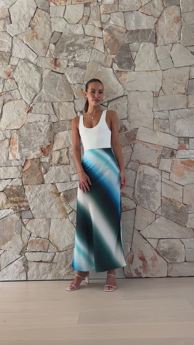 Load and play video in Gallery viewer, Daeira Maxi Skirt - Blue / Green Print - Billy J
