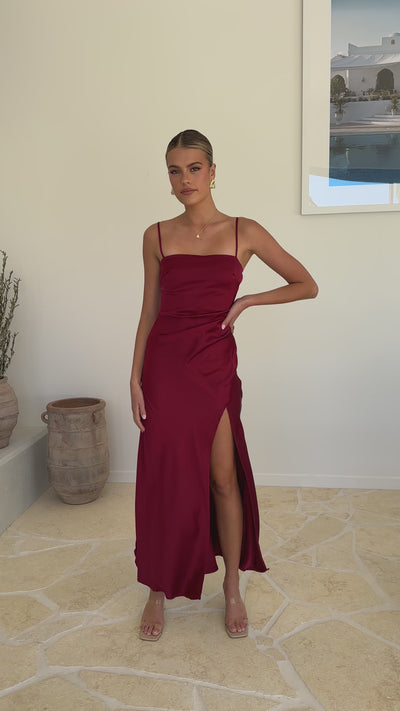 Load and play video in Gallery viewer, Ilana Maxi Dress - Wine - Billy J
