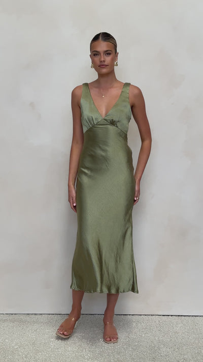 Load and play video in Gallery viewer, Sammie Maxi Dress - Olive - Billy J
