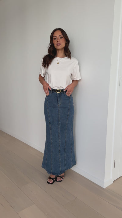 Load and play video in Gallery viewer, Penelope Denim Maxi Skirt - Mid Wash - Billy J
