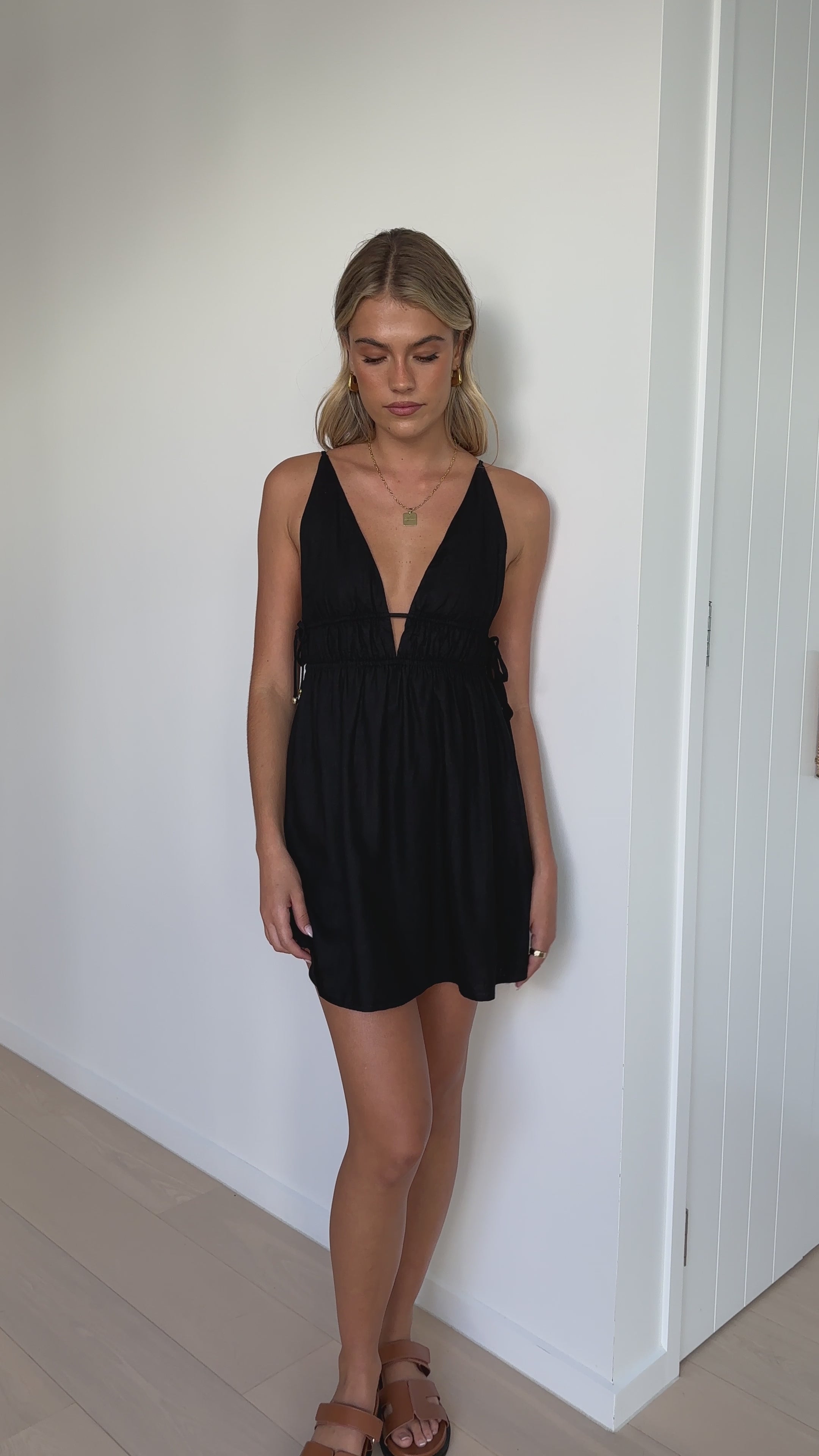 Solita Mini Dress - Black - Billy J