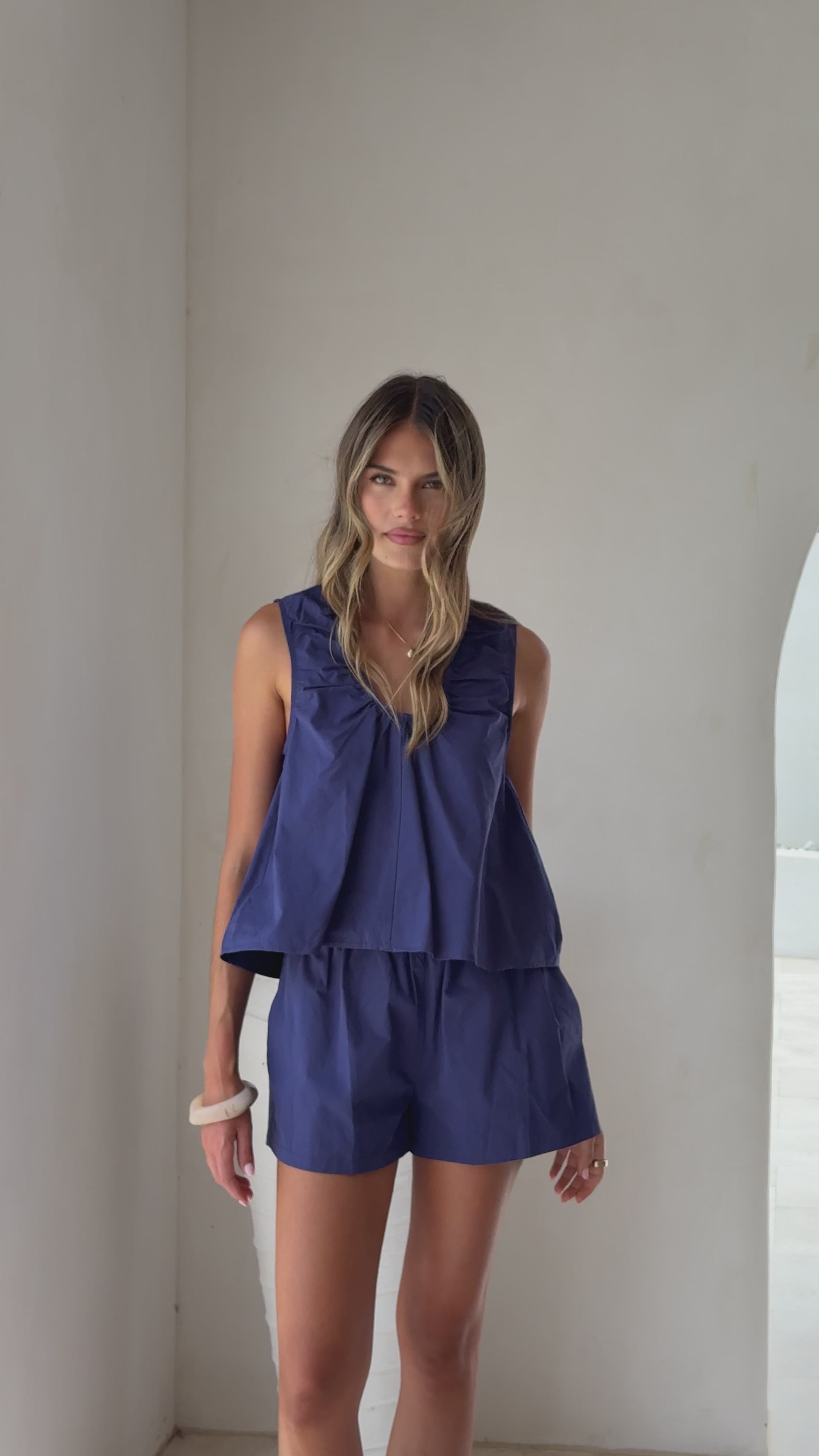 Load video: Vika Shorts - Navy - Billy J