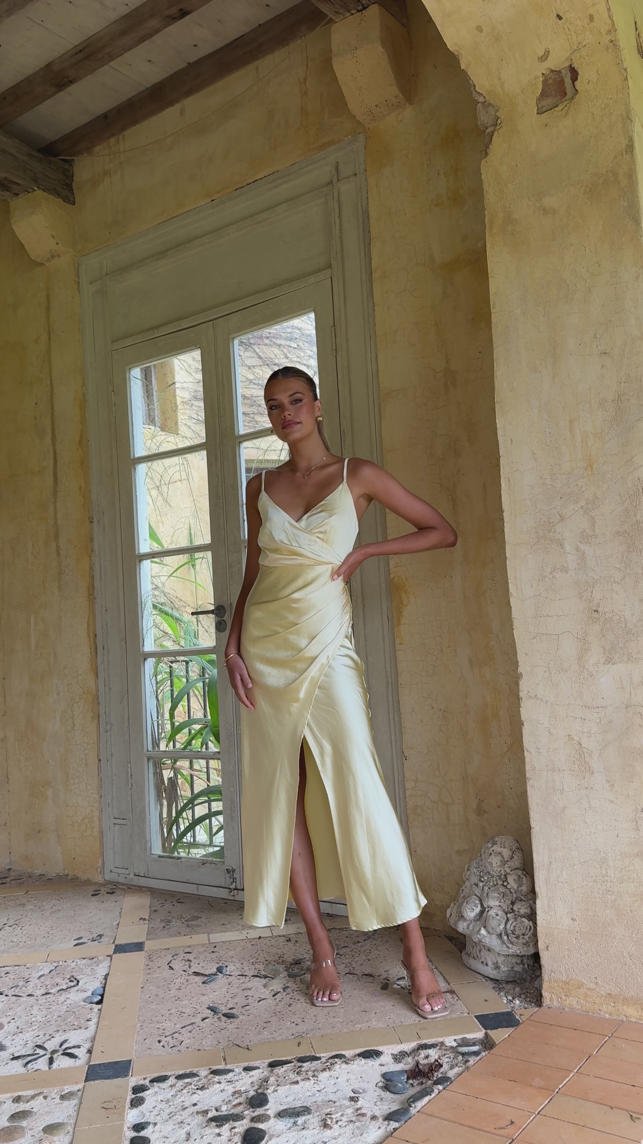 Load video: Elsa Midi Dress - Yellow - Billy J