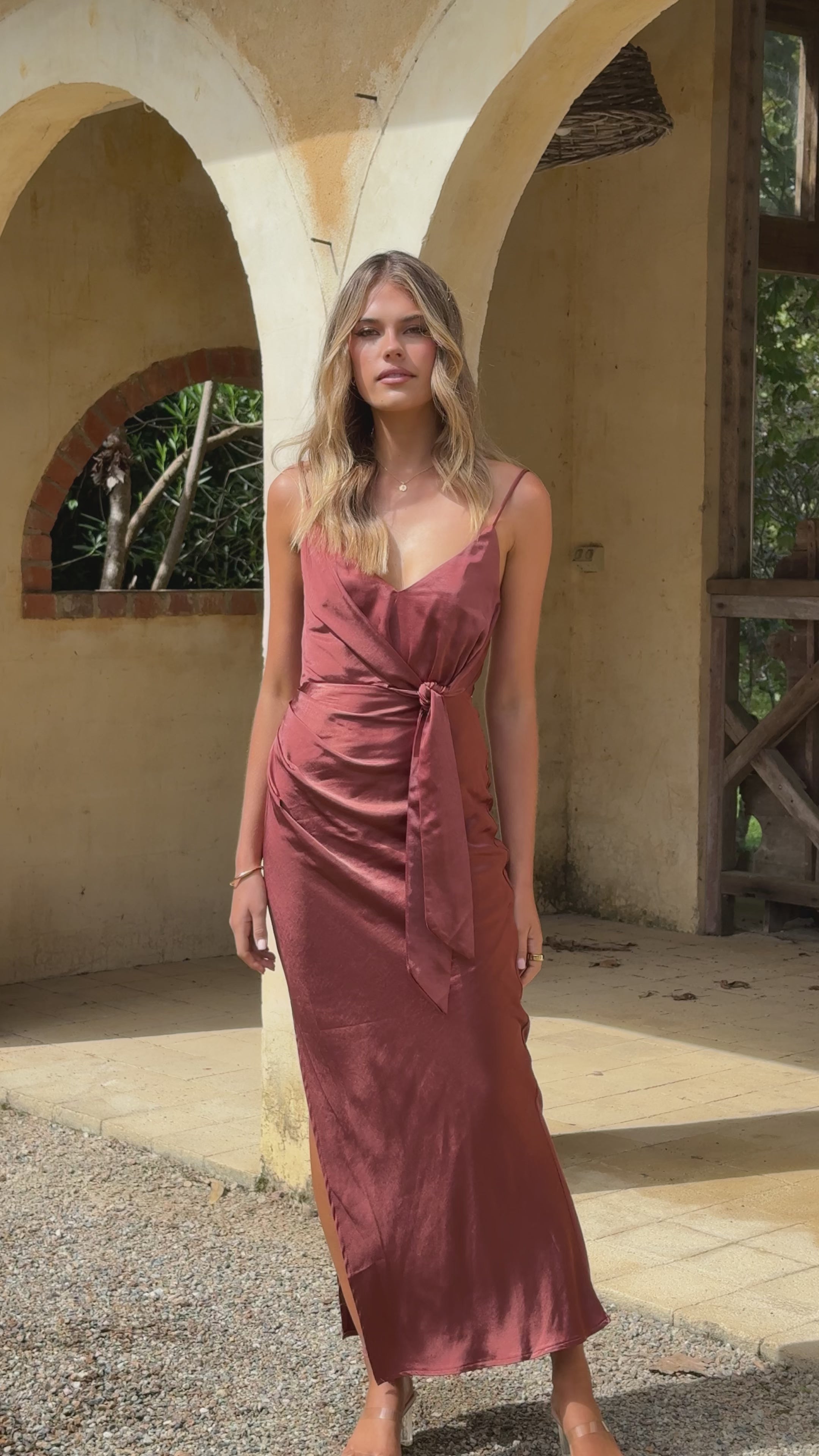 Load video: Yasmeen Tie Front Maxi Dress - Rust - Billy J