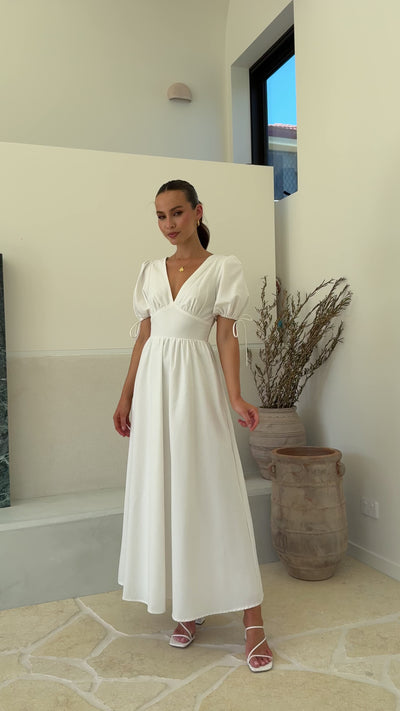 Load and play video in Gallery viewer, Sarai Maxi Dress - White - Billy J
