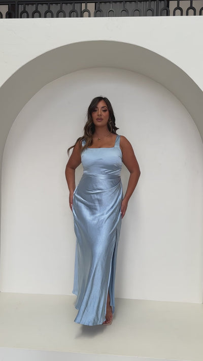 Load and play video in Gallery viewer, Alaria Maxi Dress - Blue - Billy J
