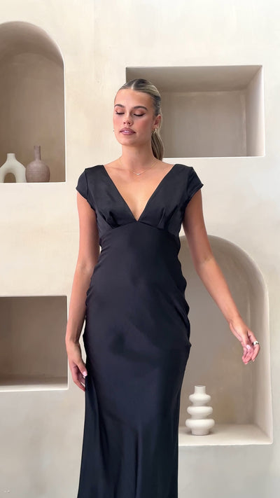 Load and play video in Gallery viewer, Amelia Maxi Dress - Black - Billy J
