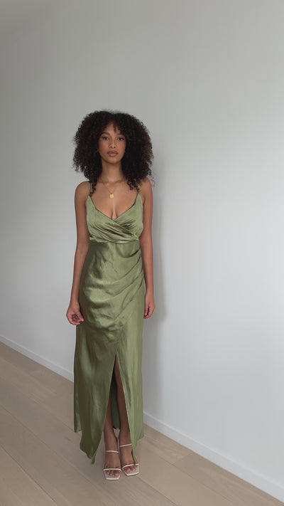 Load and play video in Gallery viewer, Elsa Midi Dress - Olive - Billy J
