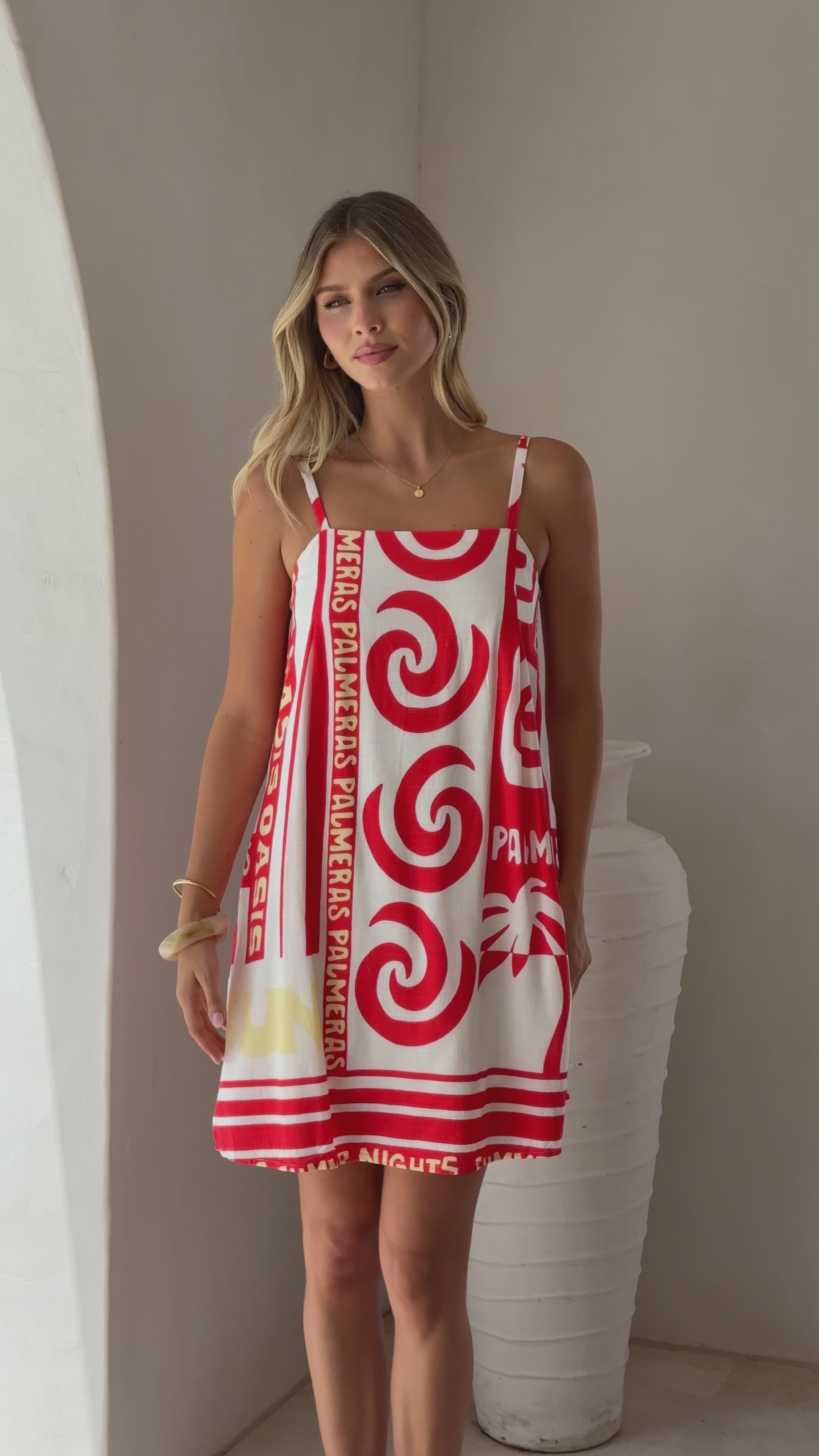 Load video: Delilah Mini Dress - Palmeras Print - Billy J