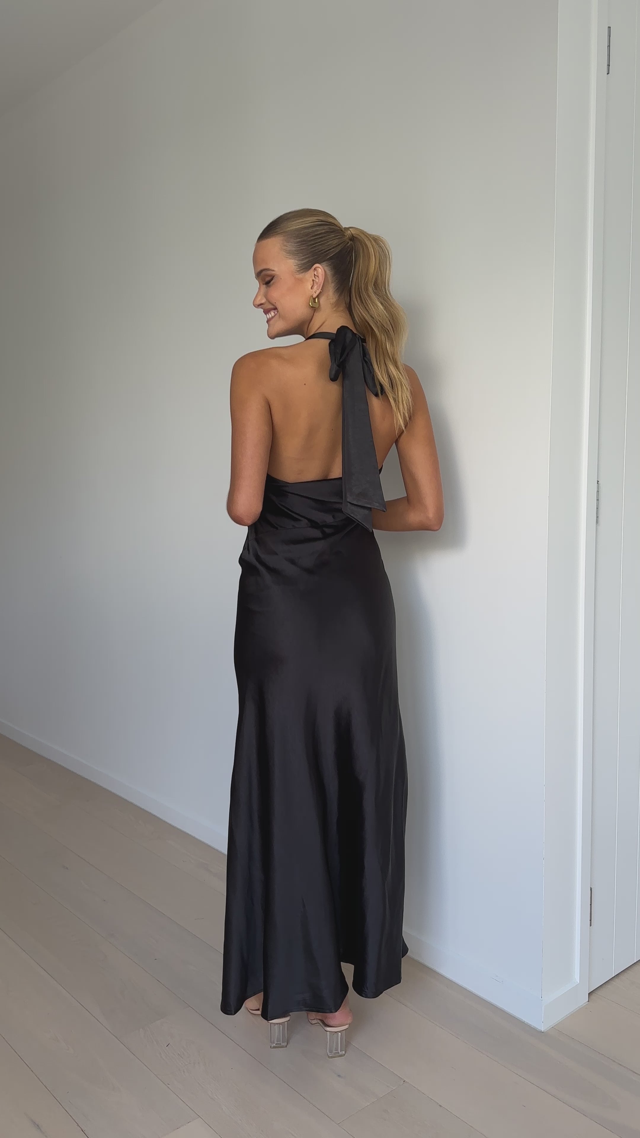 Sian Maxi Dress - Black - Billy J