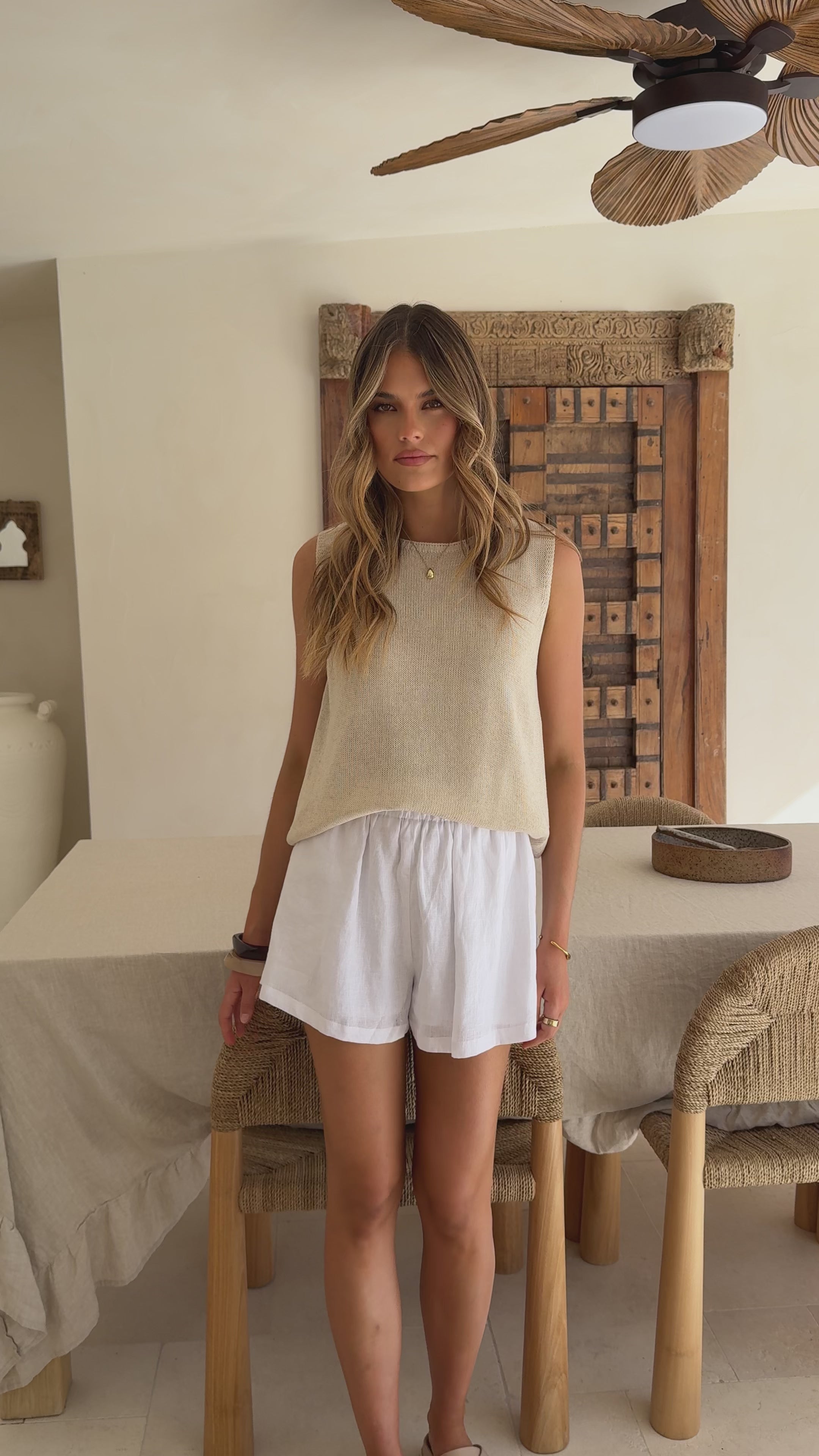 Load video: Fareeda Top - Natural - Billy J