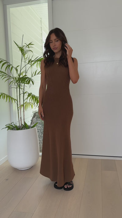 Load and play video in Gallery viewer, Kadija Maxi Dress - Chocolate - Billy J
