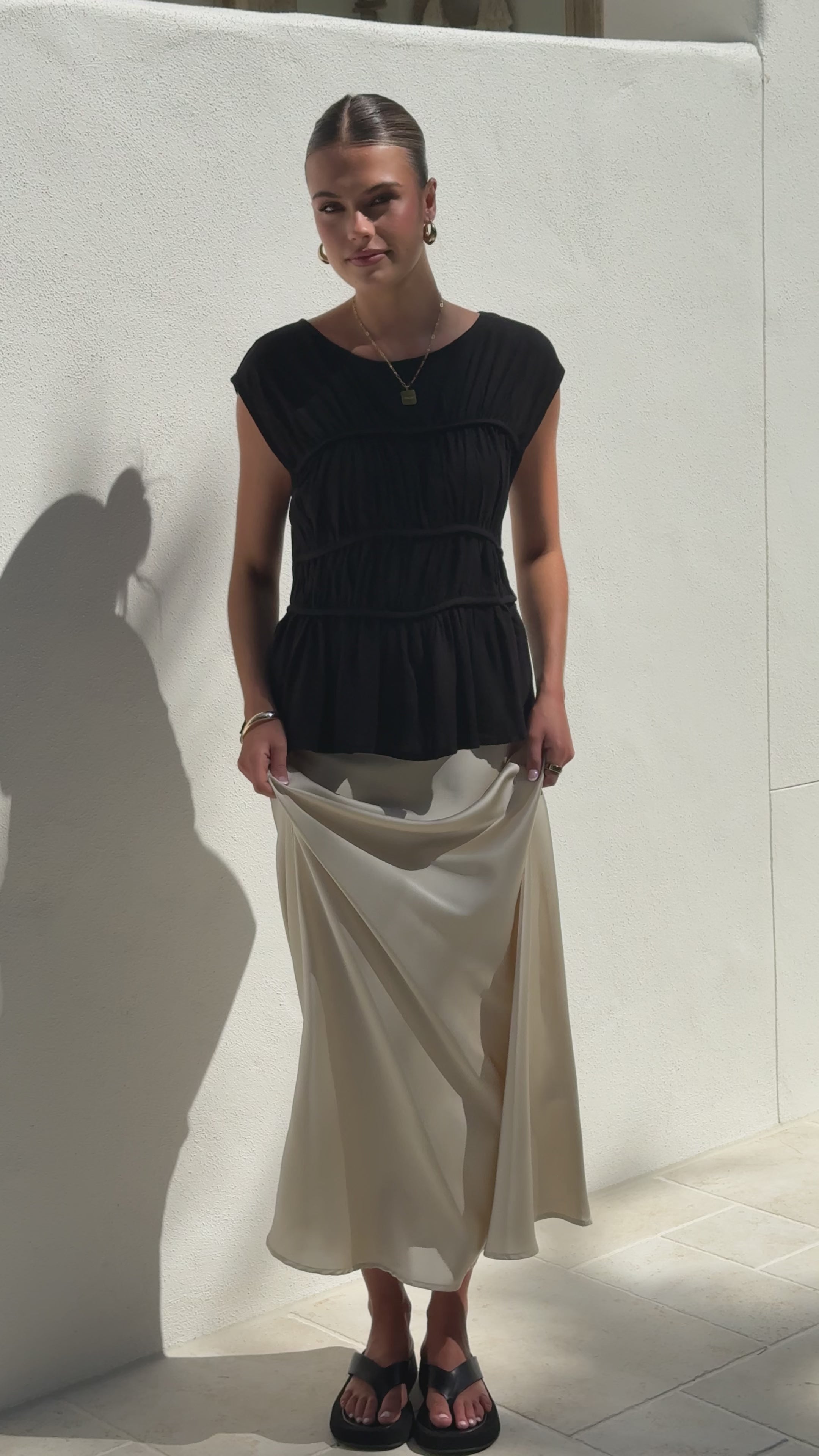 Load video: Liora Top - Black - Billy J