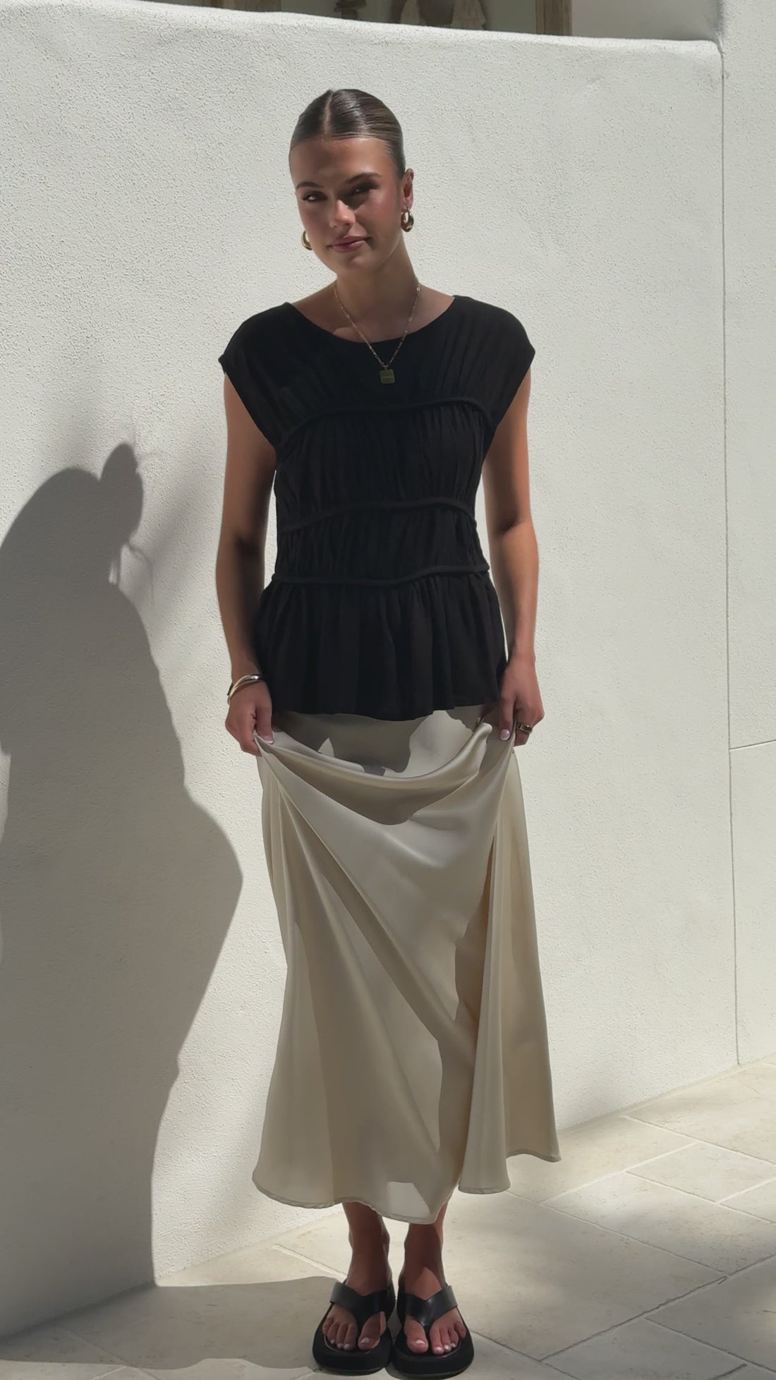 Liora Top - Black - Billy J