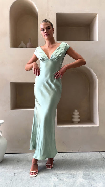 Load and play video in Gallery viewer, Amelia Maxi Dress - Sage - Billy J
