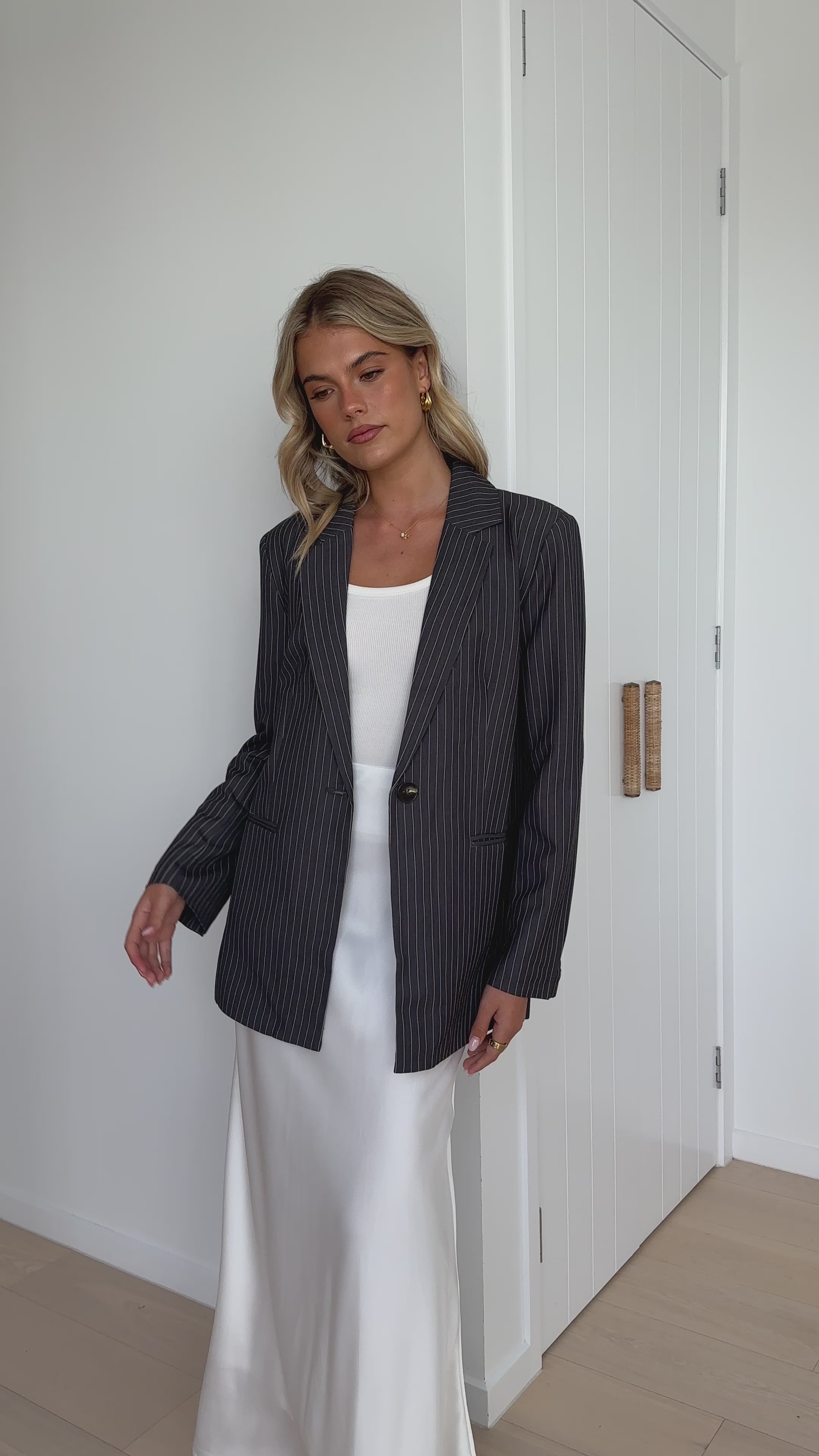 Maya Blazer - Charcoal - Billy J