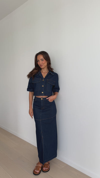 Load and play video in Gallery viewer, Kaili Button Up Cropped Shirt - Indigo Denim - Billy J
