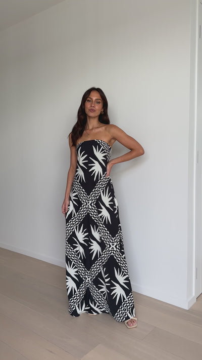 Load and play video in Gallery viewer, Nadja Maxi Dress - Kahlo Print - Billy J
