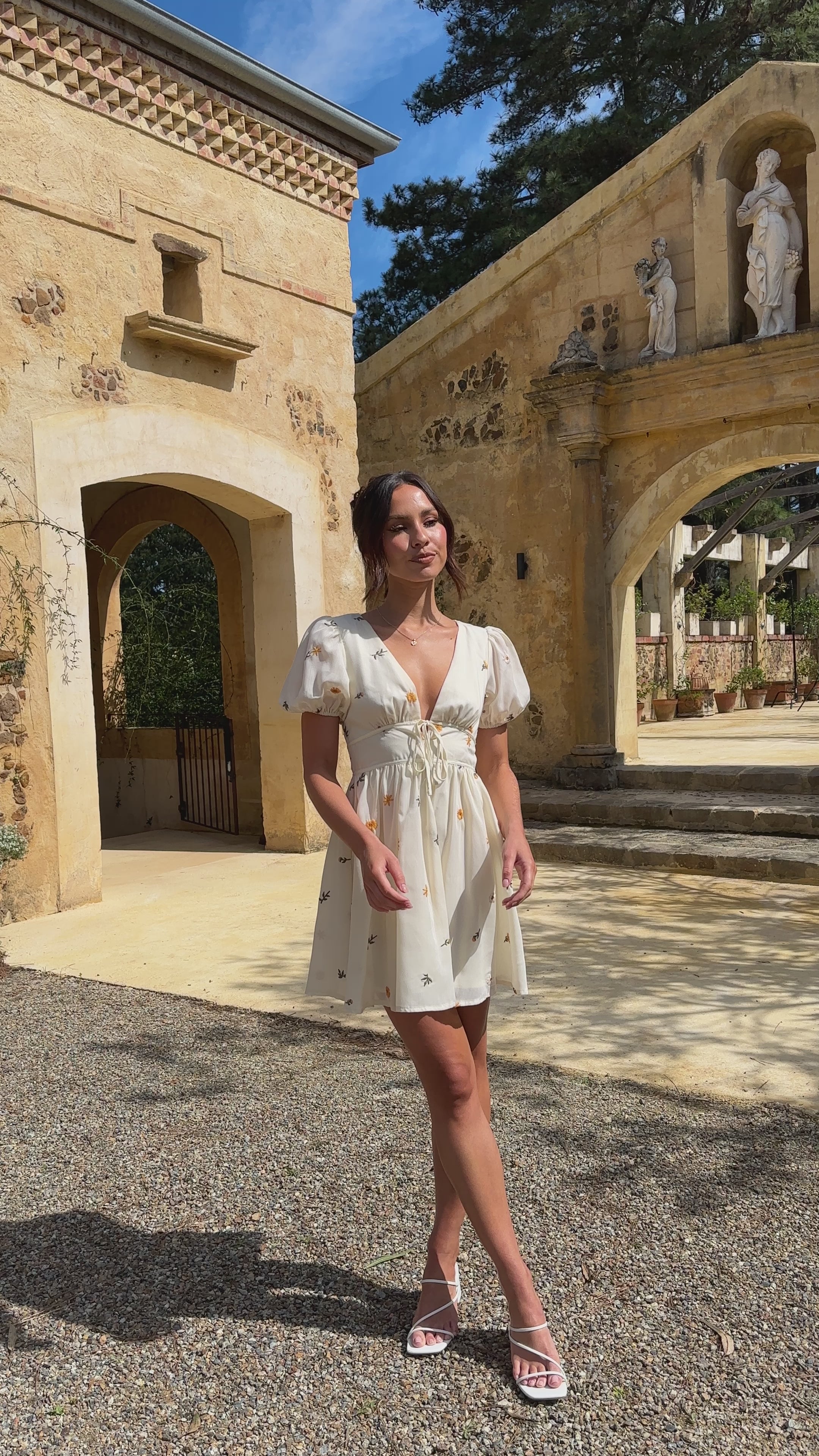 Load video: Demi Mini Dress - Leilani Print - Billy J