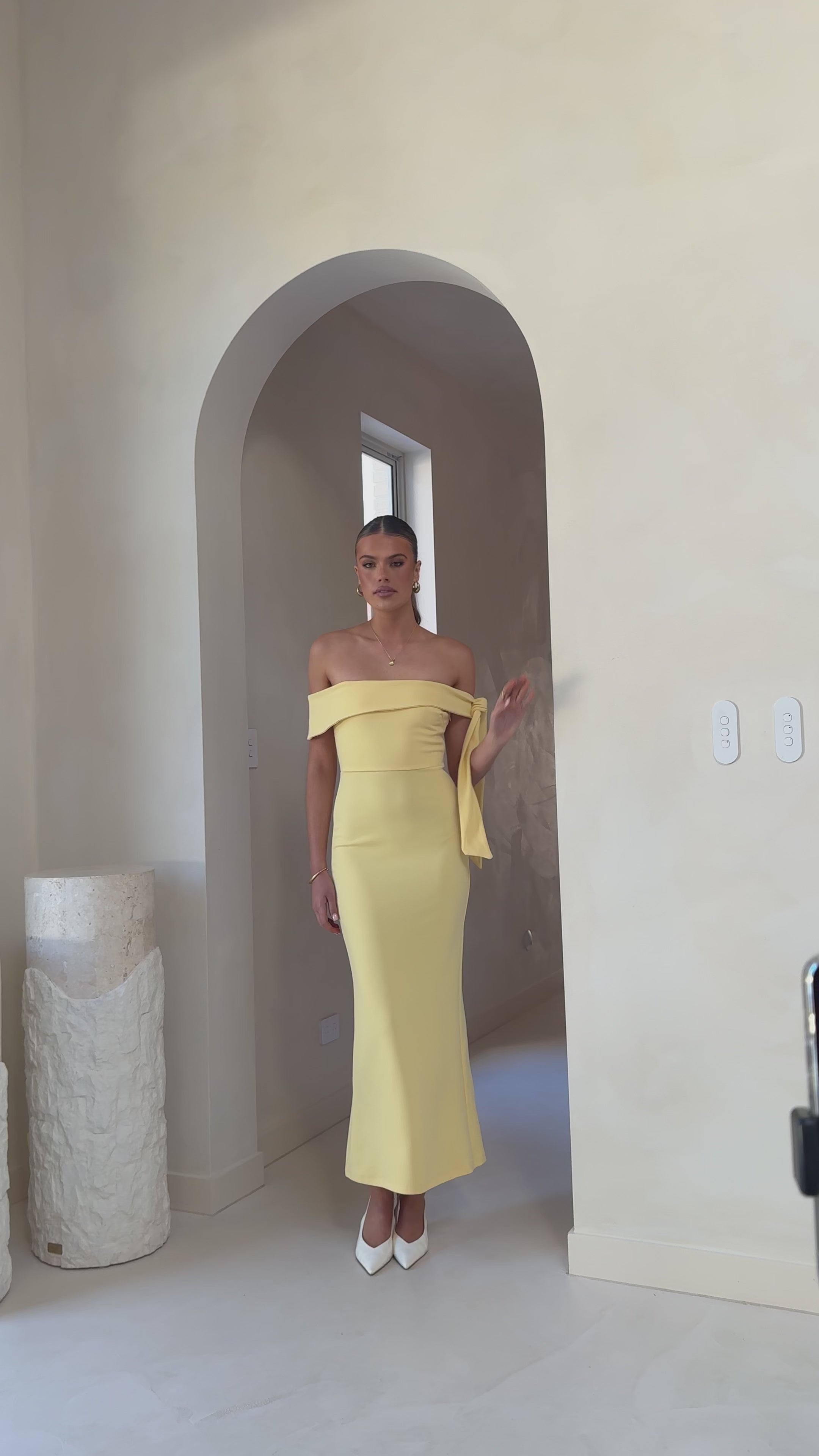 Load video: Halen Off Shoulder Midi Dress - Lemon - Billy J
