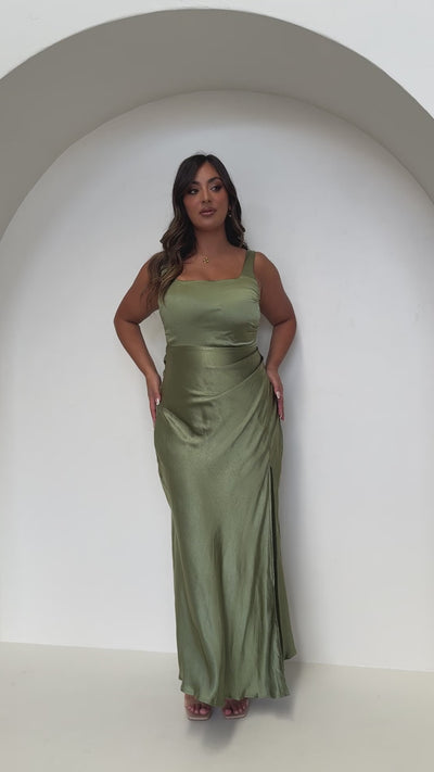 Load and play video in Gallery viewer, Alaria Maxi Dress - Olive - Billy J
