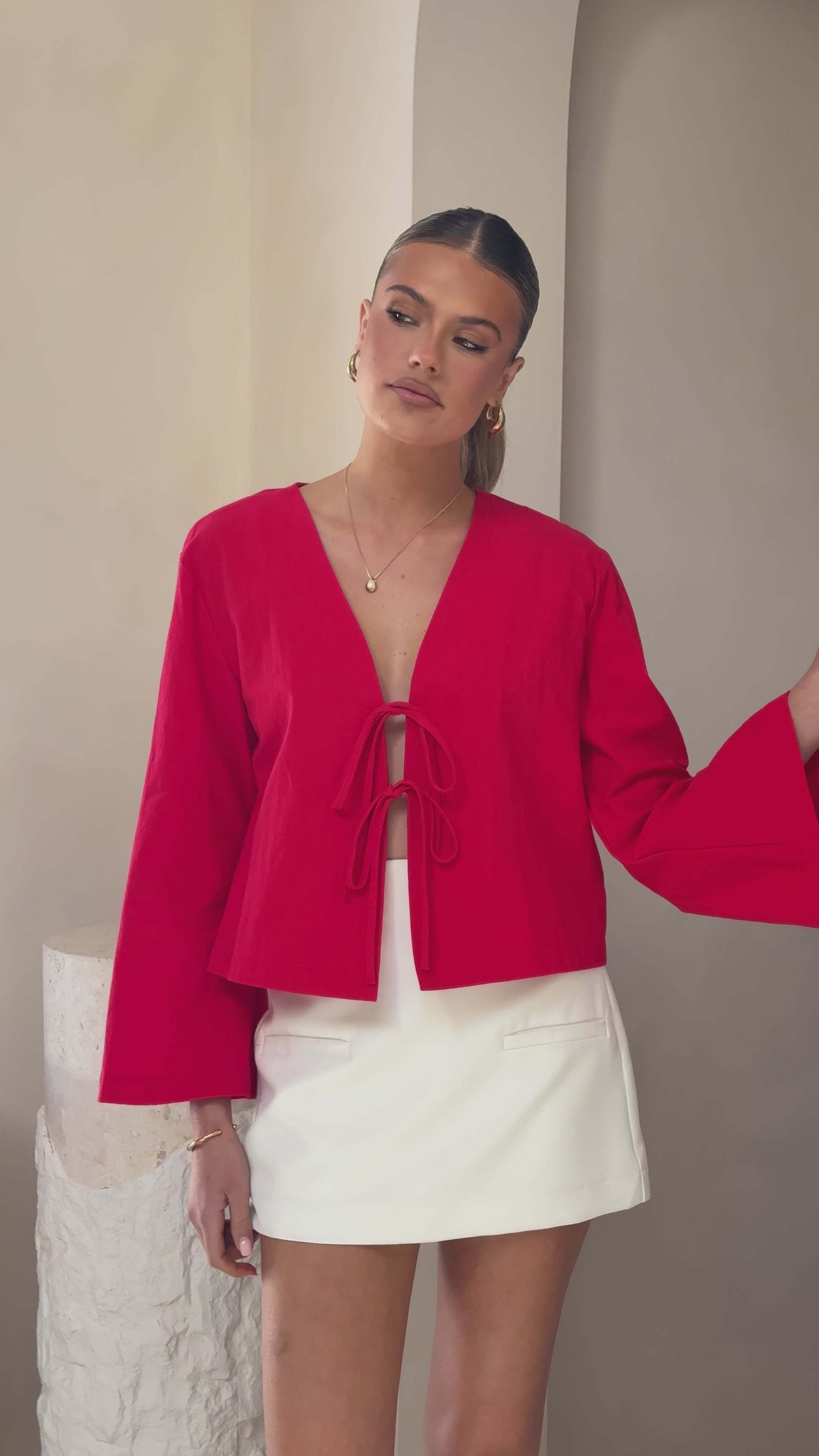 Load video: Kiera Tie Front Top - Red - Billy J