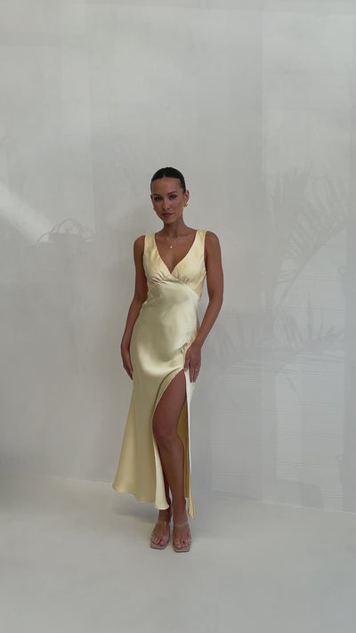 Load and play video in Gallery viewer, Taylor Maxi Dress - Yellow - Billy J
