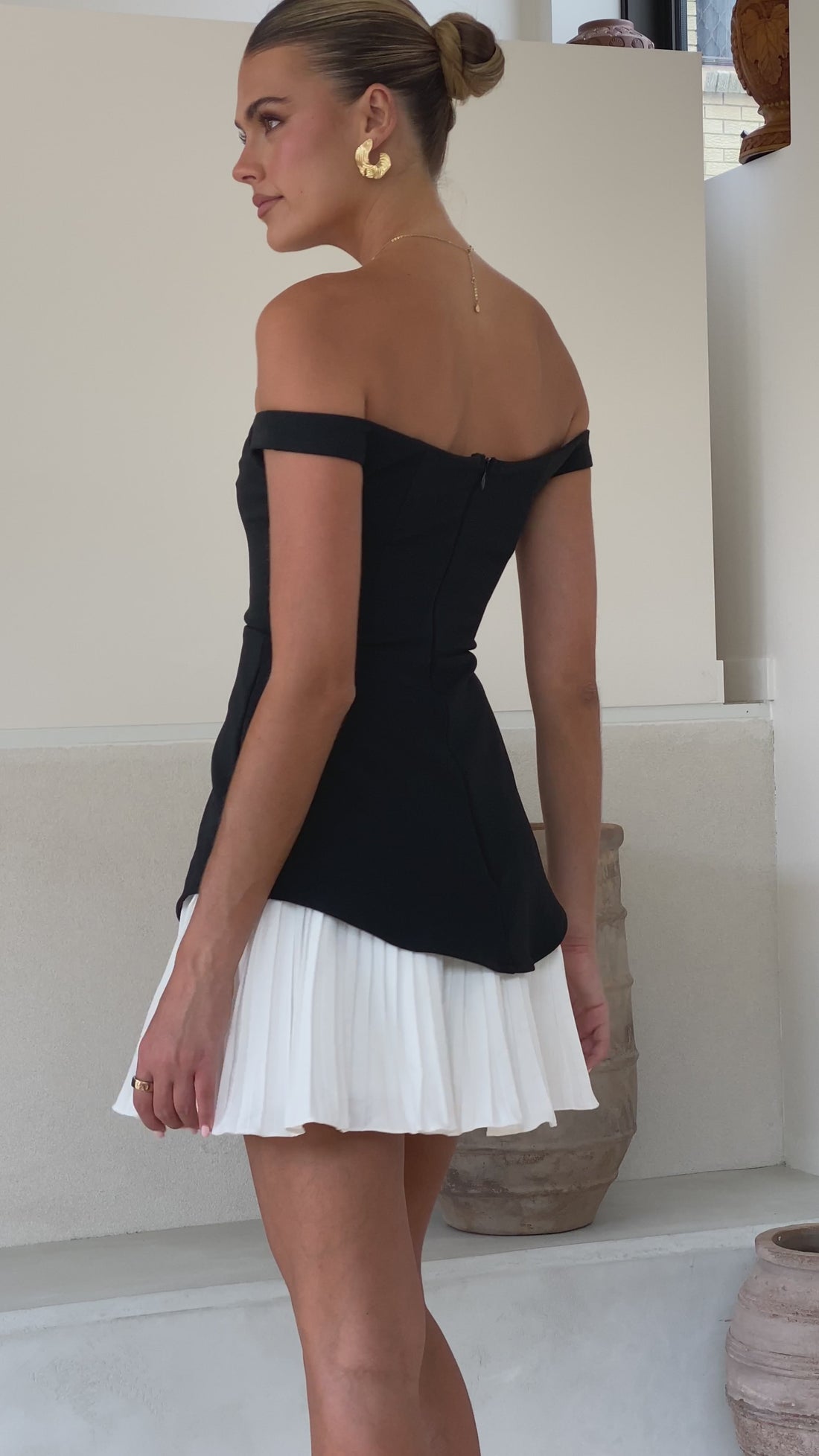 Talmai Mini Dress - Black / White - Billy J