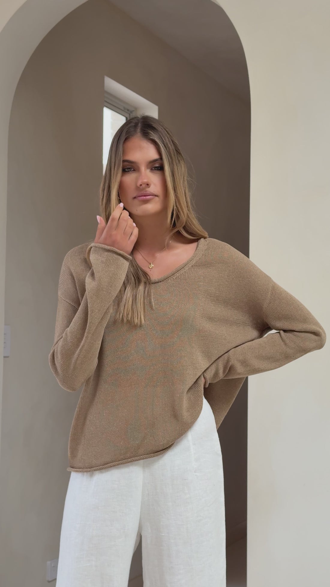 Spring Scoop Neck Long Sleeve Top - Taupe - Billy J