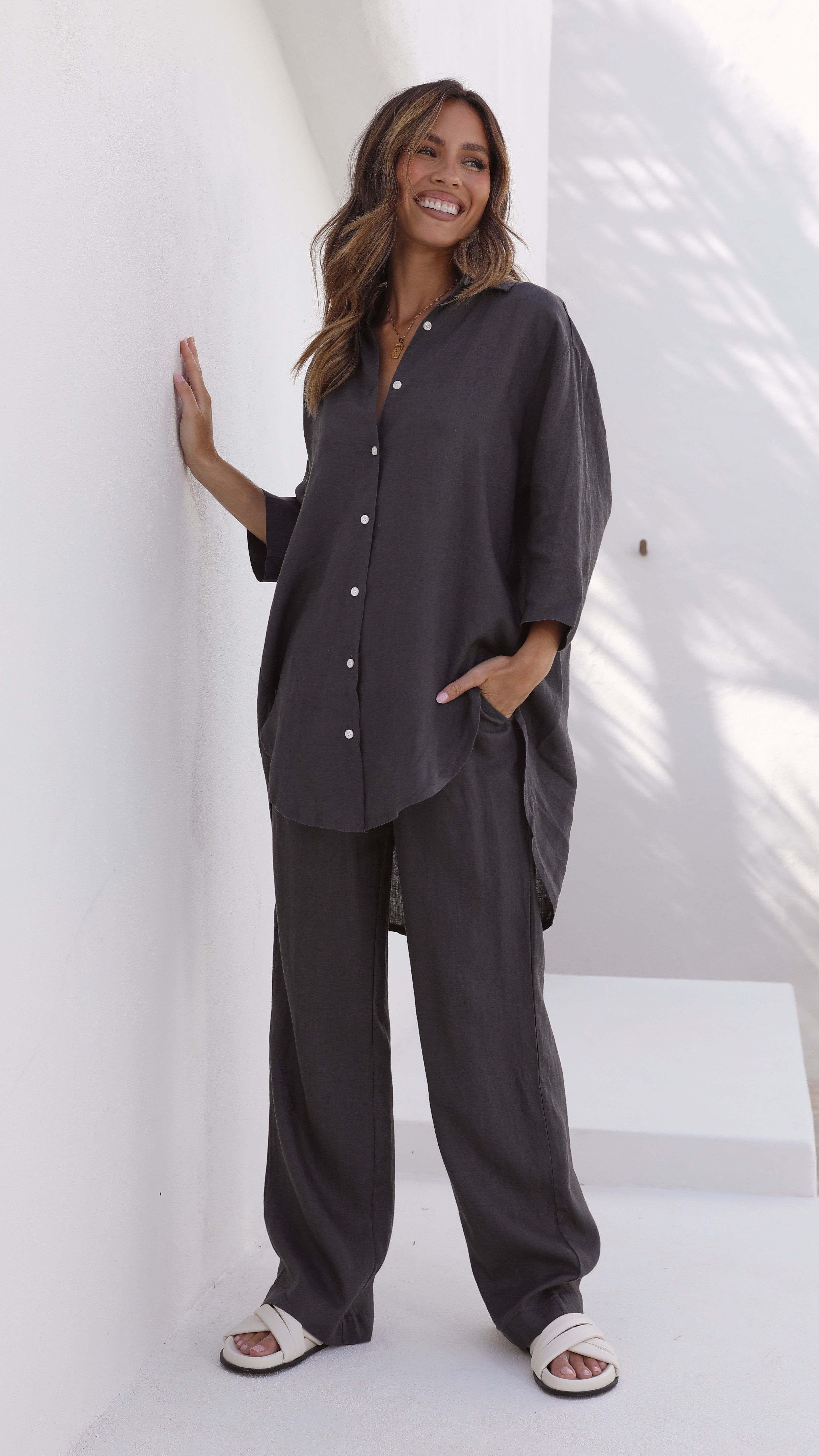 Lounge Linen Longline Shirt - Coal - Billy J