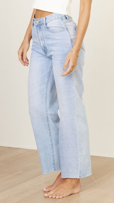 Load image into Gallery viewer, Jaykowa Jeans - Light Wash - Billy J
