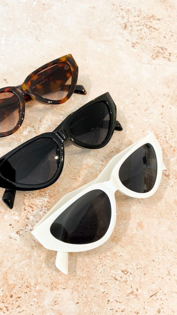 Carla Sunglasses - White - Billy J