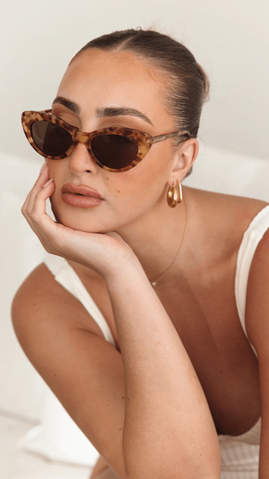 Ochre Lane Isla Sunglasses - Golden Tort - Billy J