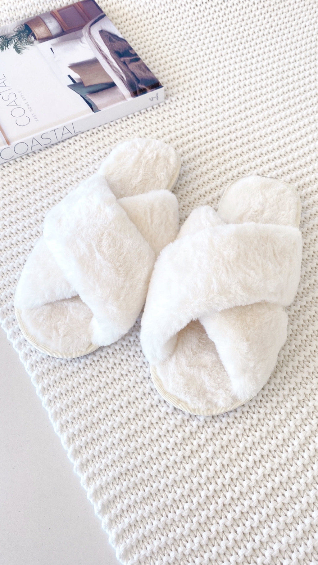 Jessica Fluffy Slippers - White - Billy J