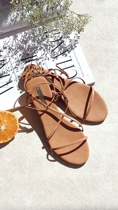 Load image into Gallery viewer, Pacific Sandals - Sugar Brown - Billy J
