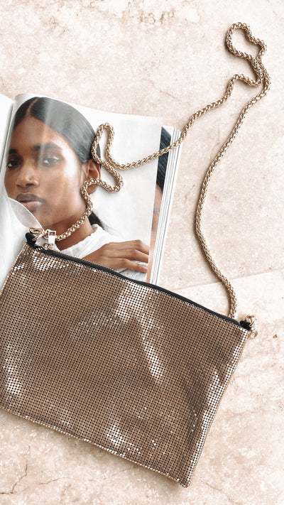 Load image into Gallery viewer, Chain Mesh Bag - Gold - Billy J
