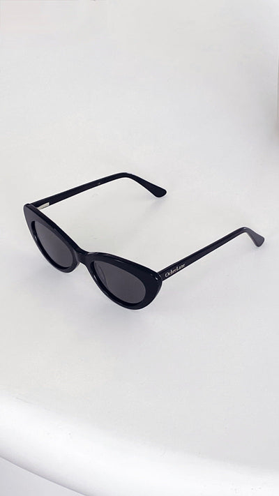 Load image into Gallery viewer, Ochre Lane Isla Sunglasses - Noir - Billy J
