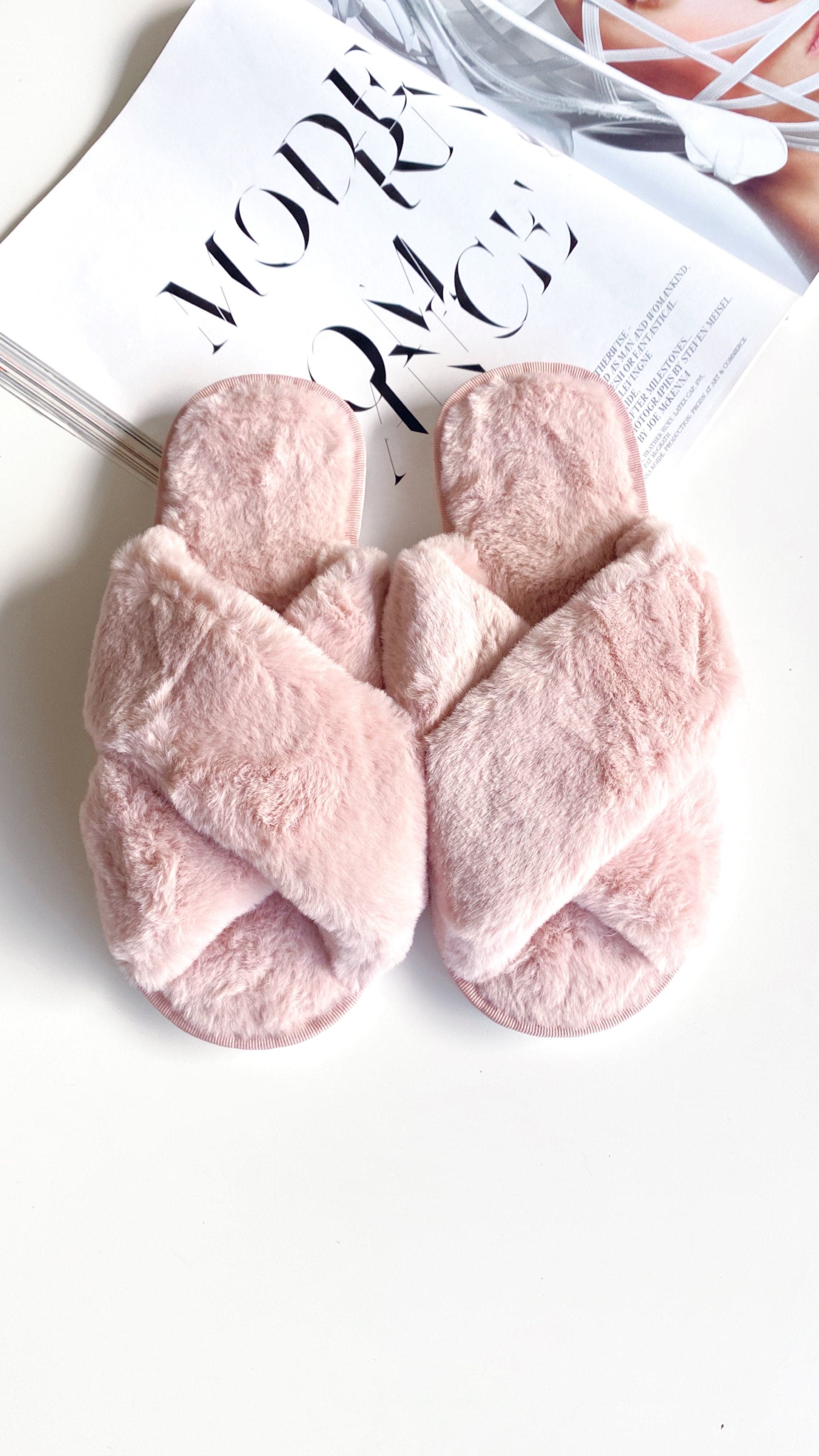 Jessica Fluffy Slippers - Light Pink - Billy J