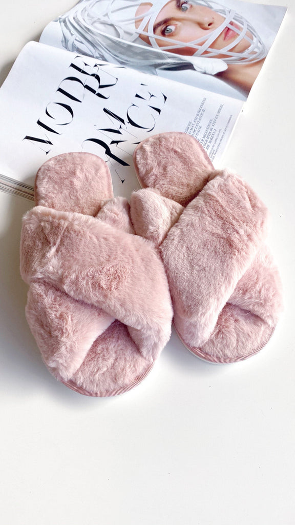 Jessica Fluffy Slippers - Light Pink - Billy J