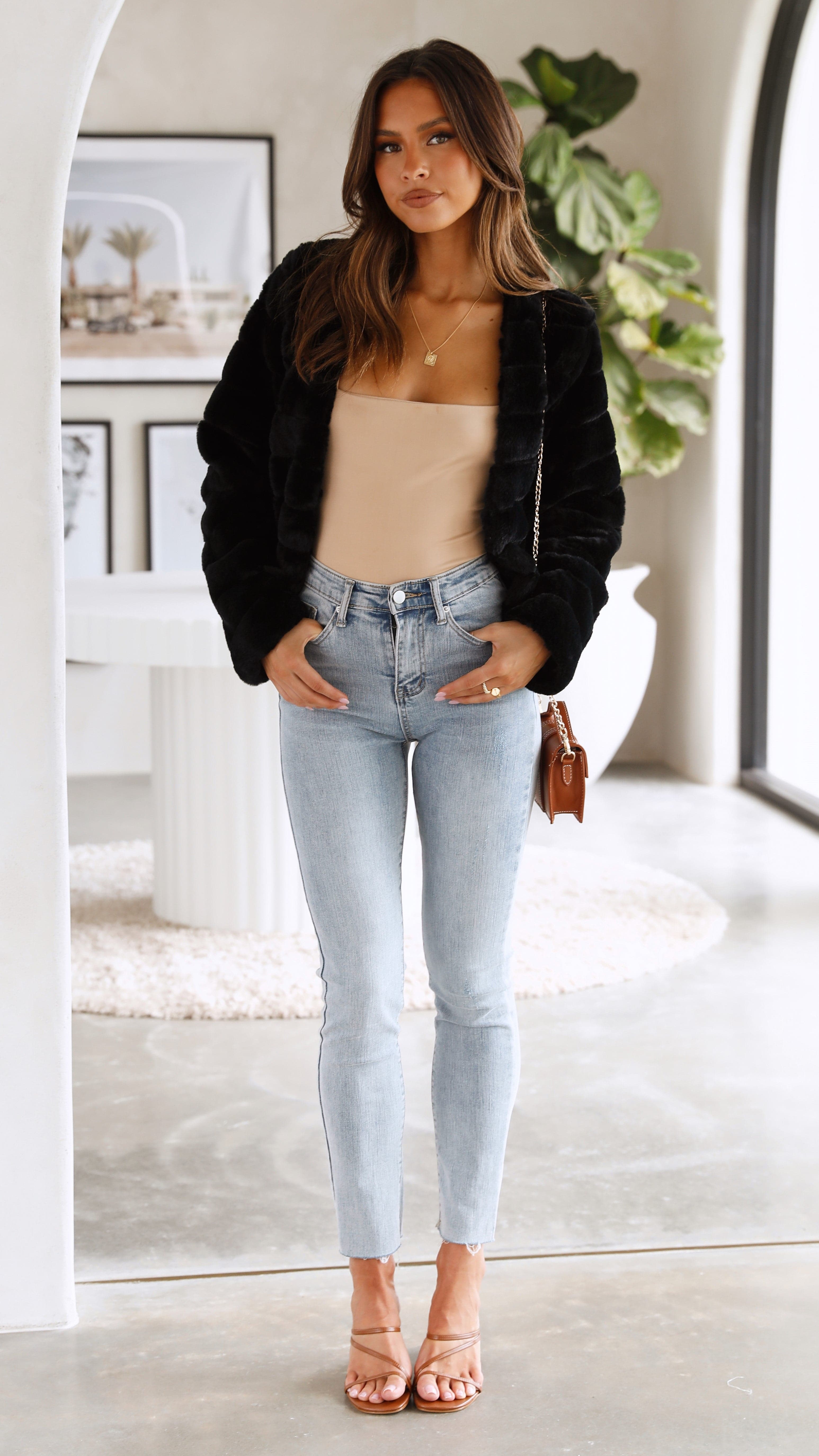 Tully Crop Jacket - Black - Billy J