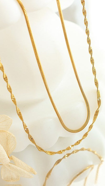 Load image into Gallery viewer, Sarah Twist Necklace Set - Gold - Billy J
